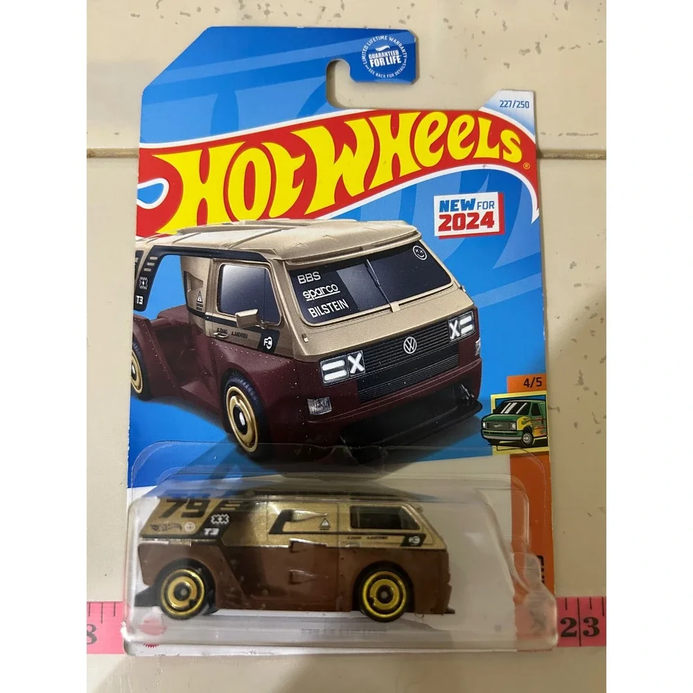Hot Wheels VW T3 Custom HW Vans New for 2024 Diecast 4/5‎ 227/250